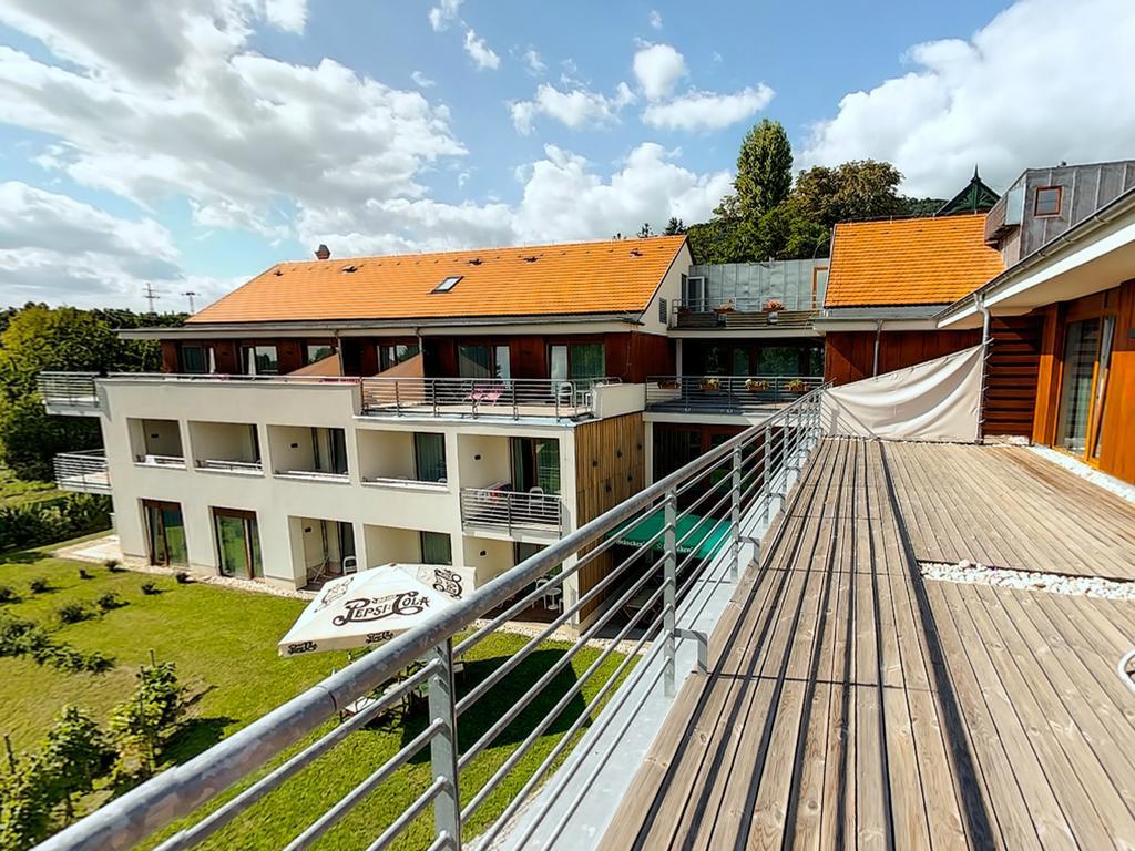 Hotel Bonvino Badacsony Badacsonytomaj Eksteriør billede